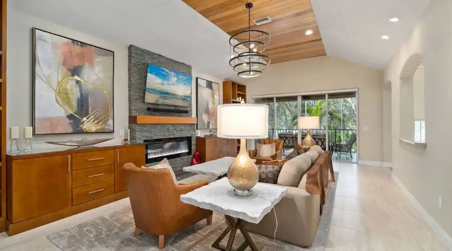 7322 Regina Royale, #33, Florida 34238, United States, 3 Bedrooms Bedrooms, 5 Rooms Rooms,3 BathroomsBathrooms,Condo,For Sale,Regina,1071876