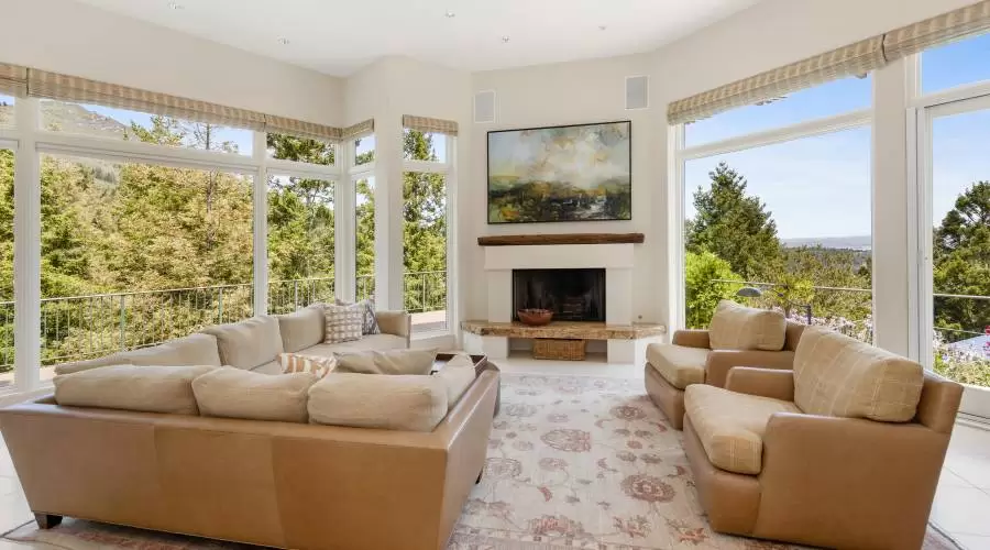 1060 Edgewood Ave, Mill Valley, California, United States, 5 Bedrooms Bedrooms, ,4 BathroomsBathrooms,Residential,For Sale,Edgewood Ave,1072660
