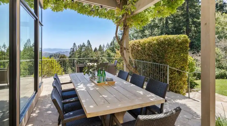 1060 Edgewood Ave, Mill Valley, California, United States, 5 Bedrooms Bedrooms, ,4 BathroomsBathrooms,Residential,For Sale,Edgewood Ave,1072660