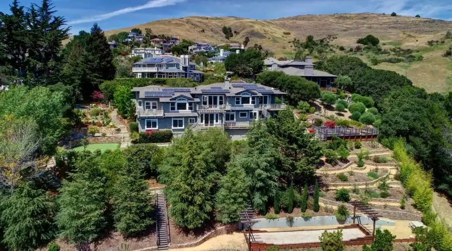 88 Paseo Mirasol, Belvedere Tiburon, California 94920, United States, 5 Bedrooms Bedrooms, ,4.5 BathroomsBathrooms,Residential,For Sale,88 Paseo Mirasol,1073891