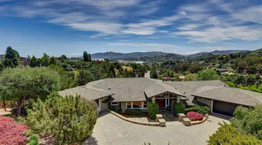 88 Paseo Mirasol, Belvedere Tiburon, California 94920, United States, 5 Bedrooms Bedrooms, ,4.5 BathroomsBathrooms,Residential,For Sale,88 Paseo Mirasol,1073891