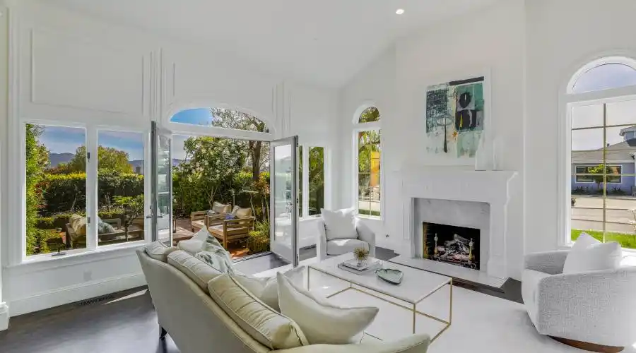25 Turtle Rock Ct, Belvedere Tiburon, California 94920, United States, 6 Bedrooms Bedrooms, ,4.5 BathroomsBathrooms,Residential,For Sale,25 Turtle Rock Ct,1073996