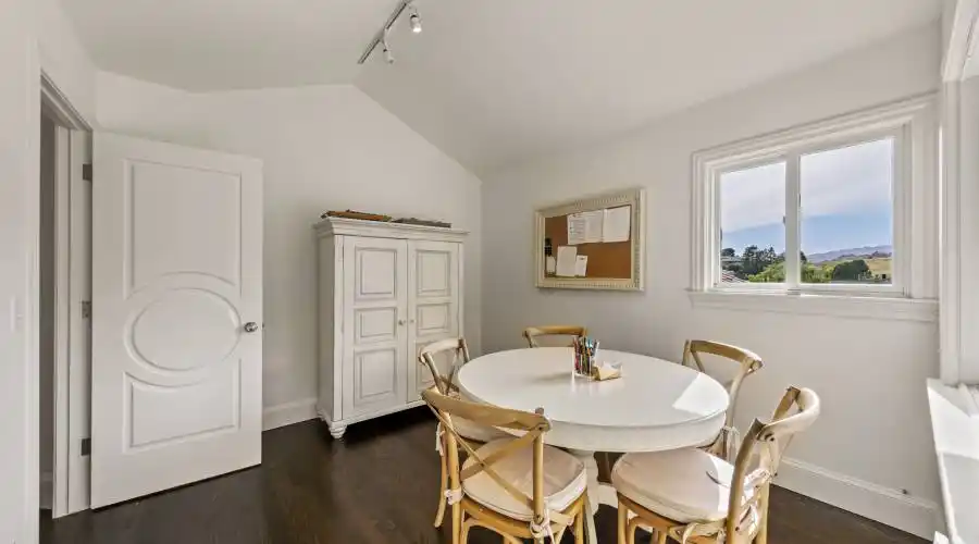 25 Turtle Rock Ct, Belvedere Tiburon, California 94920, United States, 6 Bedrooms Bedrooms, ,4.5 BathroomsBathrooms,Residential,For Sale,25 Turtle Rock Ct,1073996