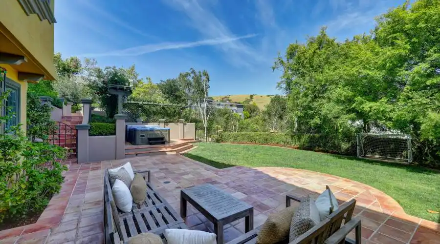 25 Turtle Rock Ct, Belvedere Tiburon, California 94920, United States, 6 Bedrooms Bedrooms, ,4.5 BathroomsBathrooms,Residential,For Sale,25 Turtle Rock Ct,1073996