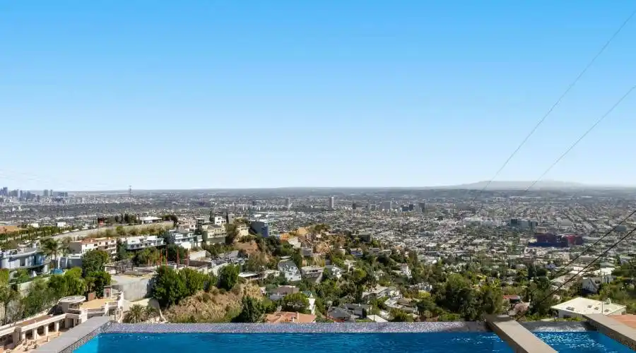 1916 Sunset Plaza Dr, Los Angeles, California 90069, United States, 6 Bedrooms Bedrooms, ,5 BathroomsBathrooms,Residential,For Sale,Sunset Plaza Dr,1076228