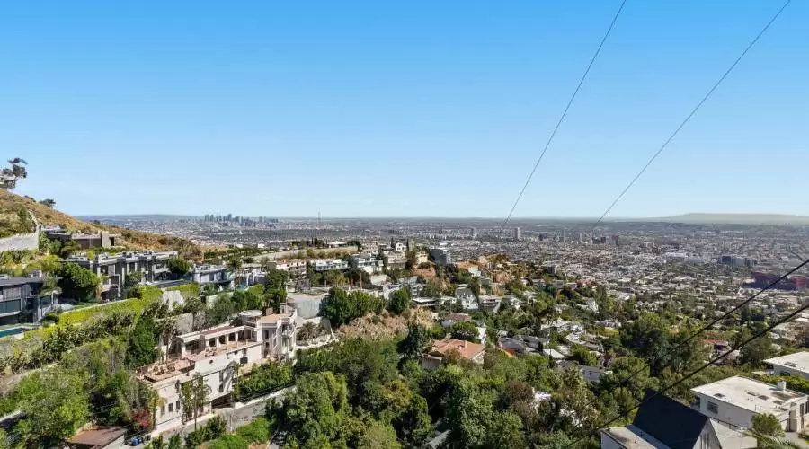 1916 Sunset Plaza Dr, Los Angeles, California 90069, United States, 6 Bedrooms Bedrooms, ,5 BathroomsBathrooms,Residential,For Sale,Sunset Plaza Dr,1076228