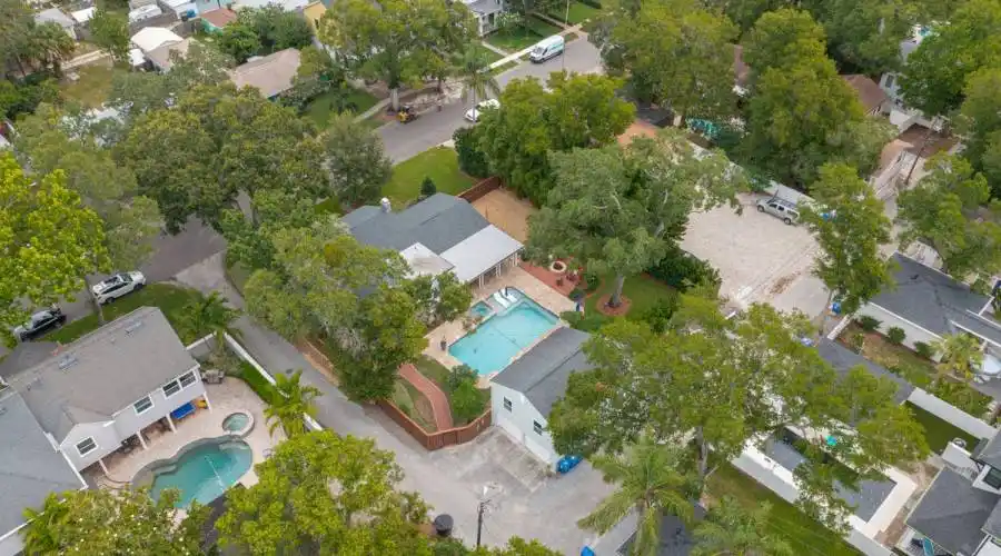 620 26th Ave N, St Petersburg, Florida, United States, 4 Bedrooms Bedrooms, 8 Rooms Rooms,3 BathroomsBathrooms,Residential,For Sale,26th Ave,1079096
