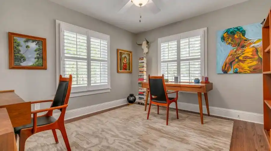 620 26th Ave N, St Petersburg, Florida, United States, 4 Bedrooms Bedrooms, 8 Rooms Rooms,3 BathroomsBathrooms,Residential,For Sale,26th Ave,1079096