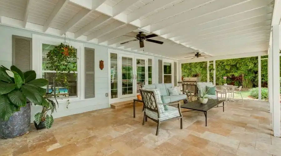 620 26th Ave N, St Petersburg, Florida, United States, 4 Bedrooms Bedrooms, 8 Rooms Rooms,3 BathroomsBathrooms,Residential,For Sale,26th Ave,1079096