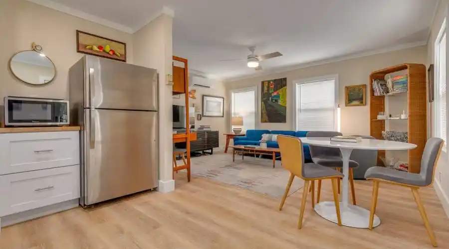 620 26th Ave N, St Petersburg, Florida, United States, 4 Bedrooms Bedrooms, 8 Rooms Rooms,3 BathroomsBathrooms,Residential,For Sale,26th Ave,1079096