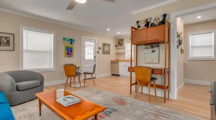 620 26th Ave N, St Petersburg, Florida, United States, 4 Bedrooms Bedrooms, 8 Rooms Rooms,3 BathroomsBathrooms,Residential,For Sale,26th Ave,1079096