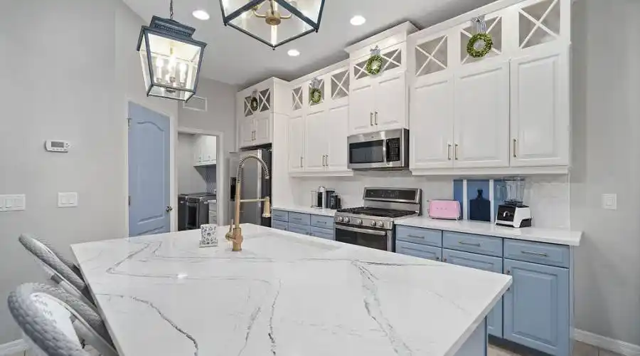 12704 Halfmoon Lake Ter- Florida 34211- United States, 3 Bedrooms Bedrooms, 5 Rooms Rooms,2 BathroomsBathrooms,Residential,For Sale,Halfmoon Lake,1081298