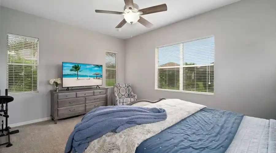12704 Halfmoon Lake Ter- Florida 34211- United States, 3 Bedrooms Bedrooms, 5 Rooms Rooms,2 BathroomsBathrooms,Residential,For Sale,Halfmoon Lake,1081298