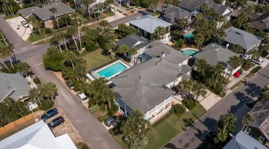 620 Beach Avenue, Atlantic Beach, Florida, United States, 5 Bedrooms Bedrooms, ,4 BathroomsBathrooms,Residential,For Sale,Beach Avenue,1085309