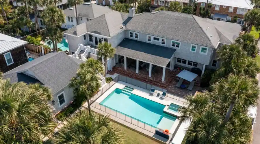 620 Beach Avenue, Atlantic Beach, Florida, United States, 5 Bedrooms Bedrooms, ,4 BathroomsBathrooms,Residential,For Sale,Beach Avenue,1085309