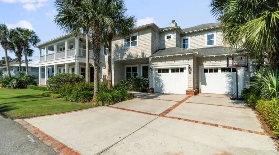 620 Beach Avenue, Atlantic Beach, Florida, United States, 5 Bedrooms Bedrooms, ,4 BathroomsBathrooms,Residential,For Sale,Beach Avenue,1085309