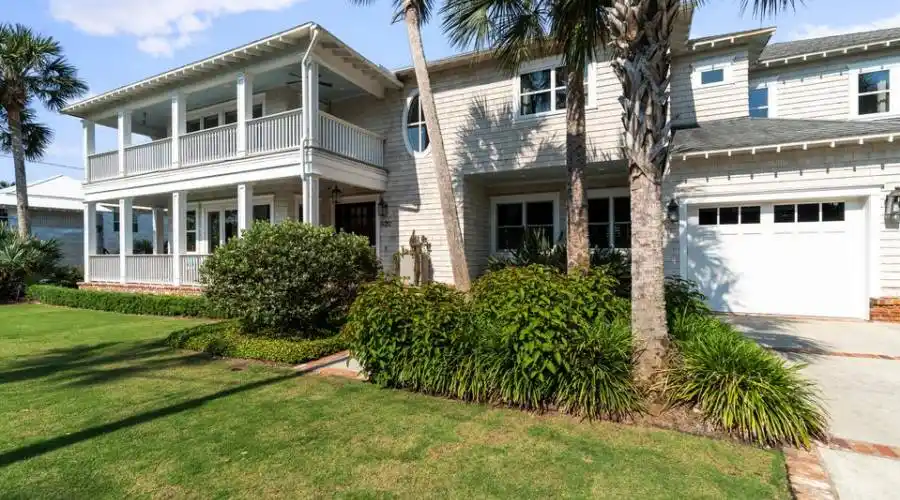 620 Beach Avenue, Atlantic Beach, Florida, United States, 5 Bedrooms Bedrooms, ,4 BathroomsBathrooms,Residential,For Sale,Beach Avenue,1085309