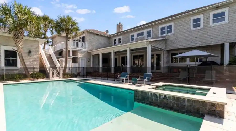 620 Beach Avenue, Atlantic Beach, Florida, United States, 5 Bedrooms Bedrooms, ,4 BathroomsBathrooms,Residential,For Sale,Beach Avenue,1085309