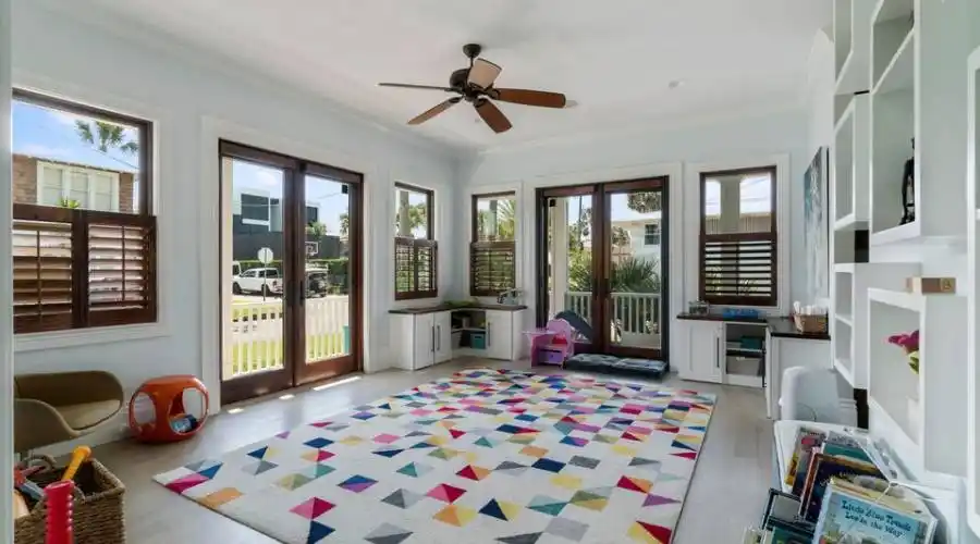 620 Beach Avenue, Atlantic Beach, Florida, United States, 5 Bedrooms Bedrooms, ,4 BathroomsBathrooms,Residential,For Sale,Beach Avenue,1085309