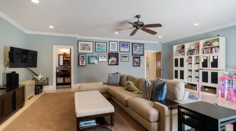 620 Beach Avenue, Atlantic Beach, Florida, United States, 5 Bedrooms Bedrooms, ,4 BathroomsBathrooms,Residential,For Sale,Beach Avenue,1085309