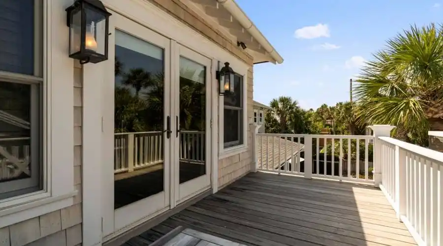 620 Beach Avenue, Atlantic Beach, Florida, United States, 5 Bedrooms Bedrooms, ,4 BathroomsBathrooms,Residential,For Sale,Beach Avenue,1085309