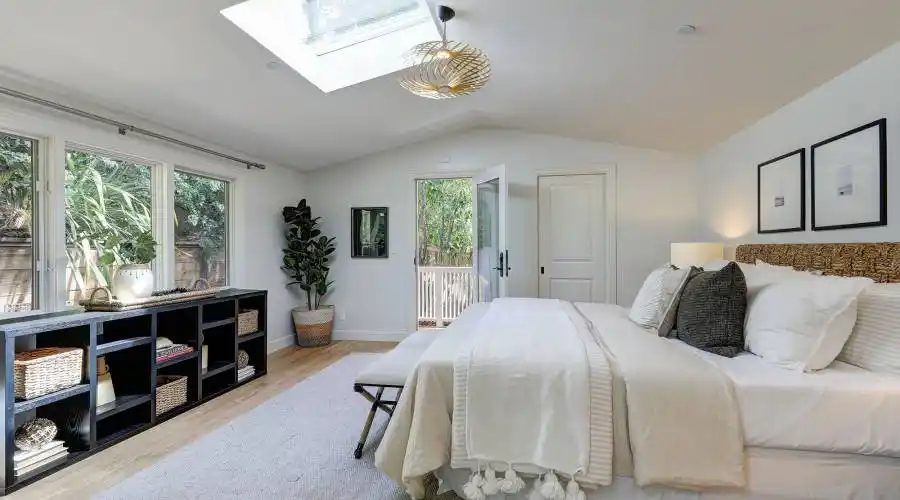 1 Felipa Court, Tiburon, California 94920, United States, 4 Bedrooms Bedrooms, ,3 BathroomsBathrooms,Residential,For Sale,1 Felipa Court,1089945