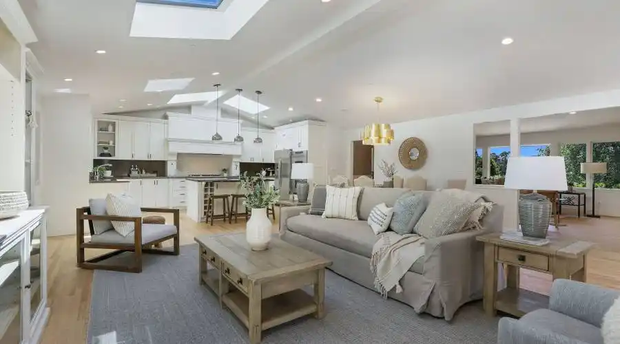 1 Felipa Court, Tiburon, California 94920, United States, 4 Bedrooms Bedrooms, ,3 BathroomsBathrooms,Residential,For Sale,1 Felipa Court,1089945