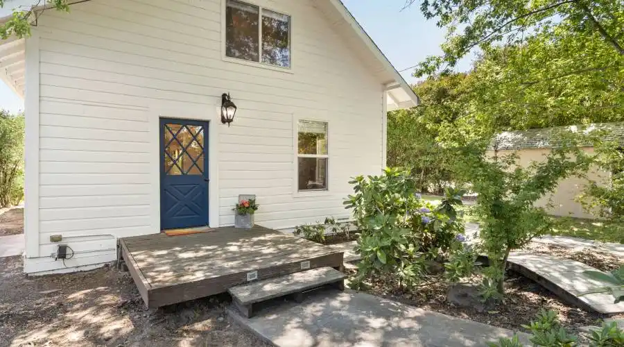 3355 S. Gravenstein Highway, Sebastopol, California 95472, United States, 3 Bedrooms Bedrooms, 2 Rooms Rooms,Residential,For Sale,S. Gravenstein,1090322