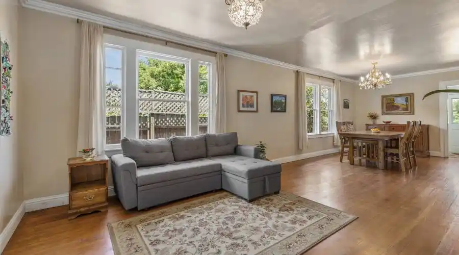 3355 S. Gravenstein Highway, Sebastopol, California 95472, United States, 3 Bedrooms Bedrooms, 2 Rooms Rooms,Residential,For Sale,S. Gravenstein,1090322
