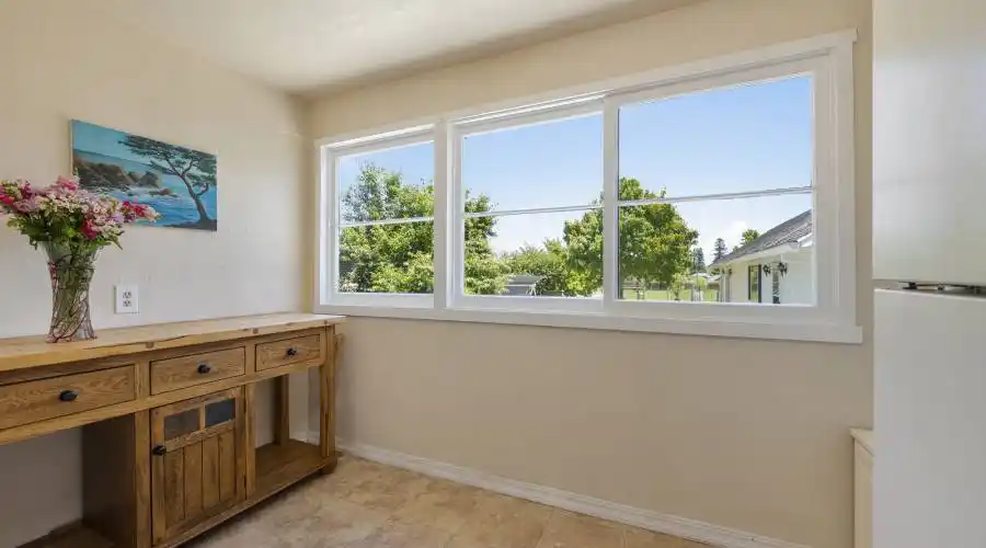 3355 S. Gravenstein Highway, Sebastopol, California 95472, United States, 3 Bedrooms Bedrooms, 2 Rooms Rooms,Residential,For Sale,S. Gravenstein,1090322