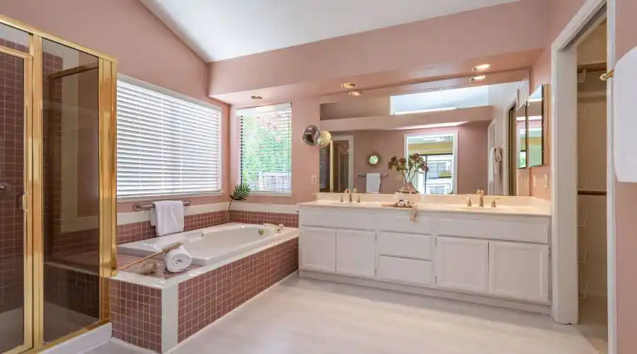 221 Silverado Springs Drive, Napa, California, United States, 3 Bedrooms Bedrooms, ,2 BathroomsBathrooms,Residential,For Sale,Silverado Springs,1090323