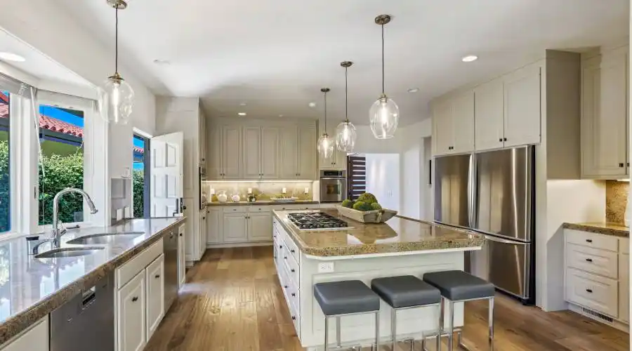 79 St Thomas Way, Belvedere Tiburon, California, 94920, United States, 4 Bedrooms Bedrooms, ,4.5 BathroomsBathrooms,Residential,For Sale,79 St Thomas Way,1096924