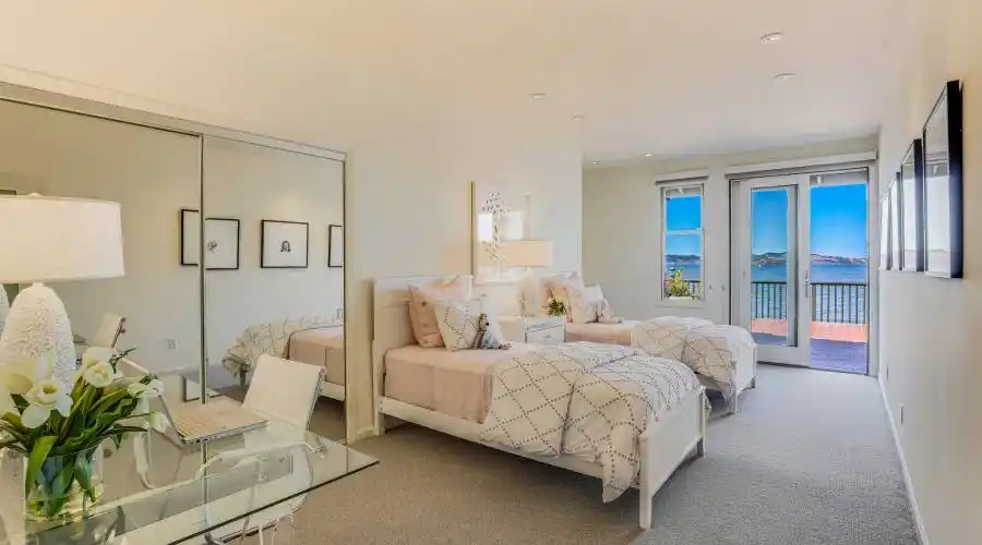 79 St Thomas Way, Belvedere Tiburon, California, 94920, United States, 4 Bedrooms Bedrooms, ,4.5 BathroomsBathrooms,Residential,For Sale,79 St Thomas Way,1096924