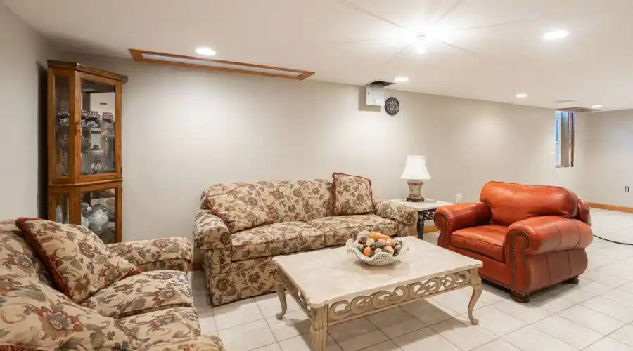 62543 Havenridge, Lenox, Michigan 48048, United States, 5 Bedrooms Bedrooms, ,5 BathroomsBathrooms,Residential,Residential,Havenridge,1098600