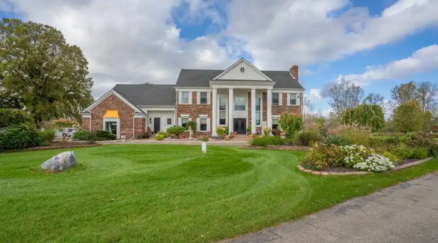 62543 Havenridge, Lenox, Michigan 48048, United States, 5 Bedrooms Bedrooms, ,5 BathroomsBathrooms,Residential,Residential,Havenridge,1098600