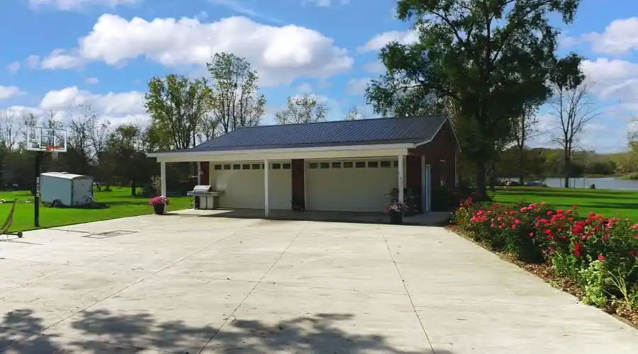 62543 Havenridge, Lenox, Michigan 48048, United States, 5 Bedrooms Bedrooms, ,5 BathroomsBathrooms,Residential,Residential,Havenridge,1098600