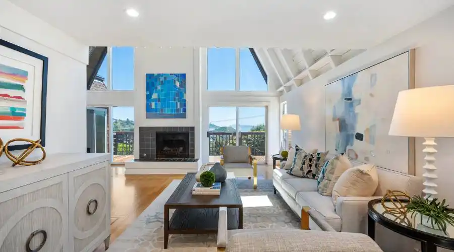 36 Bay Vista Dr, Mill Valley, California 94941, United States, 5 Bedrooms Bedrooms, ,2.5 BathroomsBathrooms,Residential,For Sale,36 Bay Vista Dr,1103250