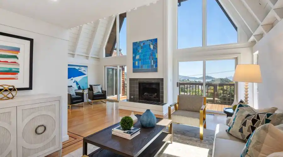 36 Bay Vista Dr, Mill Valley, California 94941, United States, 5 Bedrooms Bedrooms, ,2.5 BathroomsBathrooms,Residential,For Sale,36 Bay Vista Dr,1103250