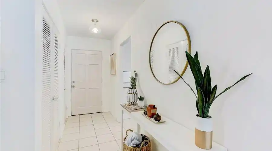 2525 Hibiscus St- Florida 34239- United States, 3 Bedrooms Bedrooms, 5 Rooms Rooms,2 BathroomsBathrooms,Residential,For Sale,Hibiscus,1103252