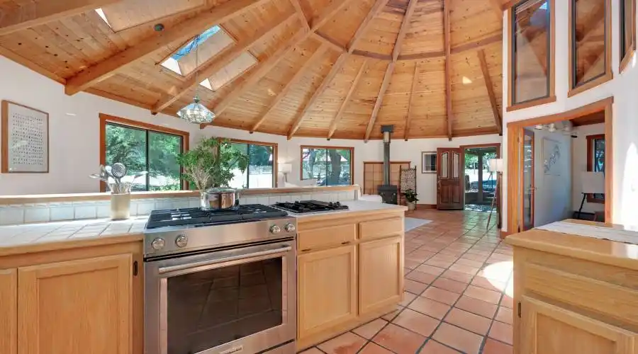 13386 Harrison Grade Place, Sebastopol, California 95472, United States, 1 Bedroom Bedrooms, ,1 BathroomBathrooms,Residential,For Sale,Harrison Grade,1114164