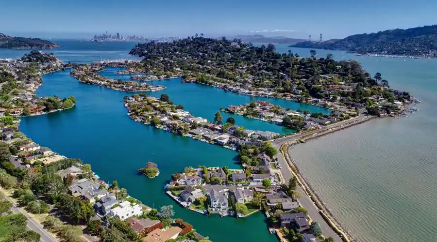 48 lagoon RD, Belvedere, California, United States, 5 Bedrooms Bedrooms, ,4 BathroomsBathrooms,Residential,For Sale,lagoon RD,1114423