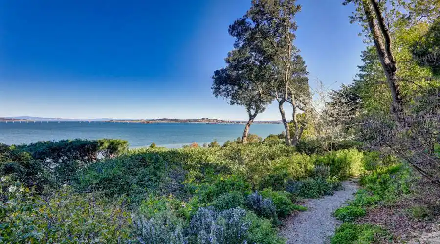 3333 Paradise Drive, Tiburon, California 94920, United States, 3 Bedrooms Bedrooms, 3 Rooms Rooms,Residential,For Sale,Paradise Drive,1115476