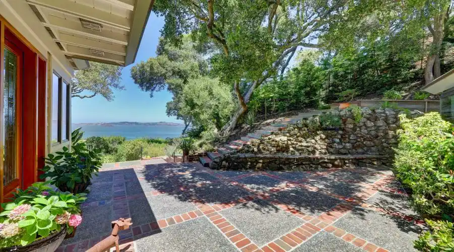 3333 Paradise Drive, Tiburon, California 94920, United States, 3 Bedrooms Bedrooms, 3 Rooms Rooms,Residential,For Sale,Paradise Drive,1115476