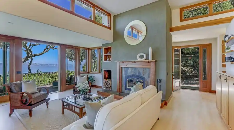 3333 Paradise Drive, Tiburon, California 94920, United States, 3 Bedrooms Bedrooms, 3 Rooms Rooms,Residential,For Sale,Paradise Drive,1115476