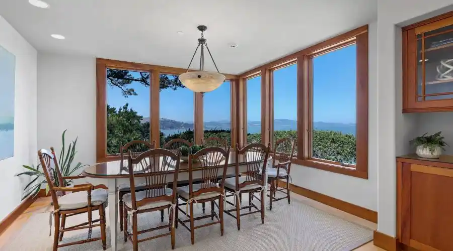 3333 Paradise Drive, Tiburon, California 94920, United States, 3 Bedrooms Bedrooms, 3 Rooms Rooms,Residential,For Sale,Paradise Drive,1115476