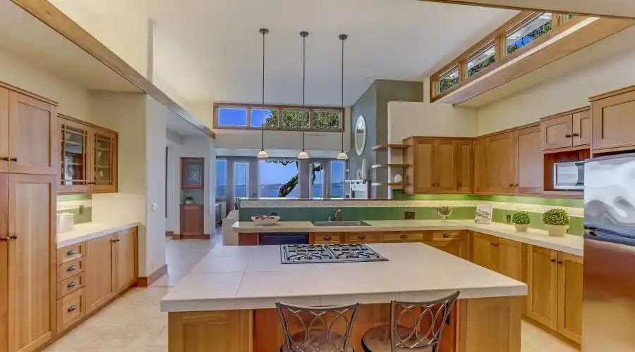 3333 Paradise Drive, Tiburon, California 94920, United States, 3 Bedrooms Bedrooms, 3 Rooms Rooms,Residential,For Sale,Paradise Drive,1115476