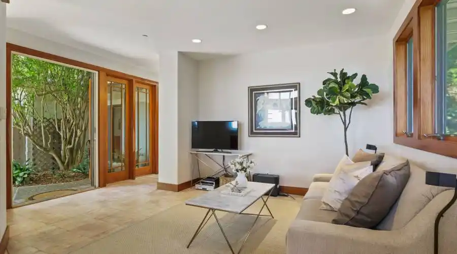 3333 Paradise Drive, Tiburon, California 94920, United States, 3 Bedrooms Bedrooms, 3 Rooms Rooms,Residential,For Sale,Paradise Drive,1115476