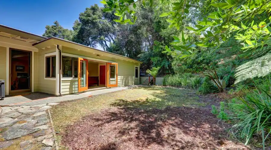 3333 Paradise Drive, Tiburon, California 94920, United States, 3 Bedrooms Bedrooms, 3 Rooms Rooms,Residential,For Sale,Paradise Drive,1115476