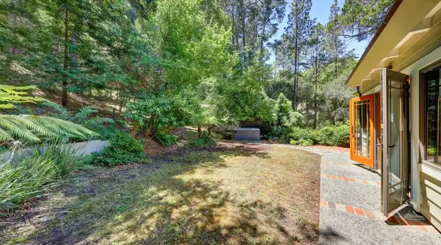3333 Paradise Drive, Tiburon, California 94920, United States, 3 Bedrooms Bedrooms, 3 Rooms Rooms,Residential,For Sale,Paradise Drive,1115476