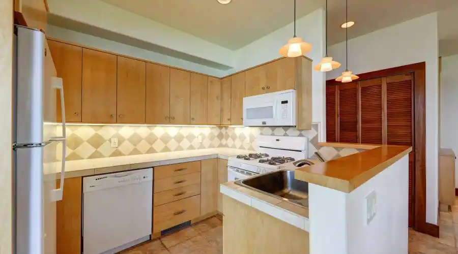 3333 Paradise Drive, Tiburon, California 94920, United States, 3 Bedrooms Bedrooms, 3 Rooms Rooms,Residential,For Sale,Paradise Drive,1115476